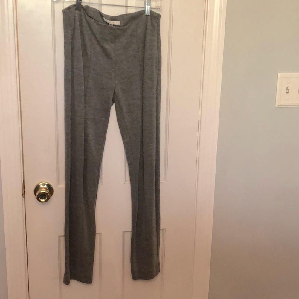 Soft knit trousers with side zip